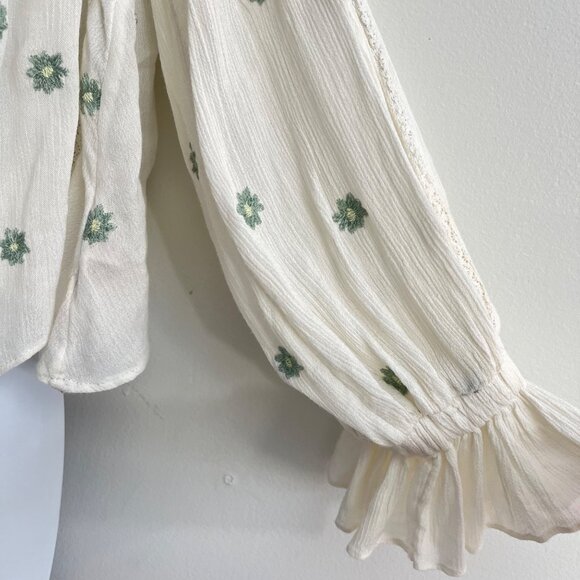 Free people Giving Kind Off Shoulder Embroidered Top Size XS‎ - Picture 4 of 8